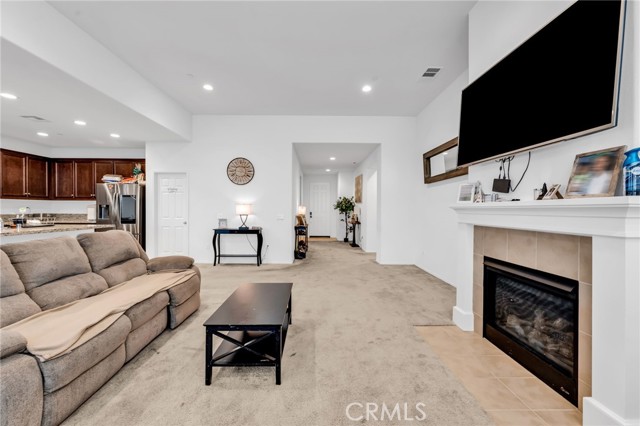 16252 Gibson Street, Victorville CA: https://media.crmls.org/medias/ccc5b1ee-9870-44c3-89b4-48dd3b0d09da.jpg