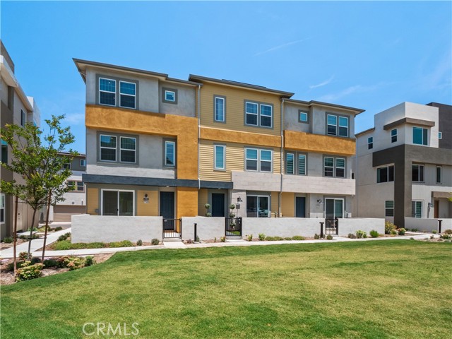 Front Image Thumbnail for CRSR26046745