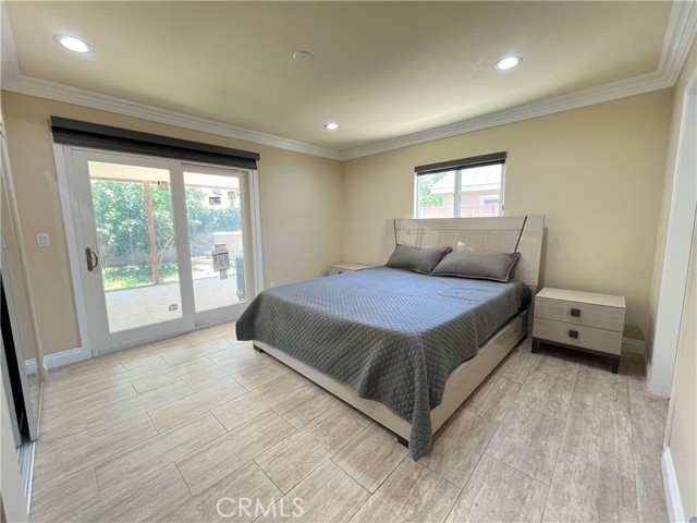 17430 Hemmingway Street, Northridge CA: https://media.crmls.org/medias/ccc602ad-5cd0-4d76-ab27-24d4a0db7884.jpg