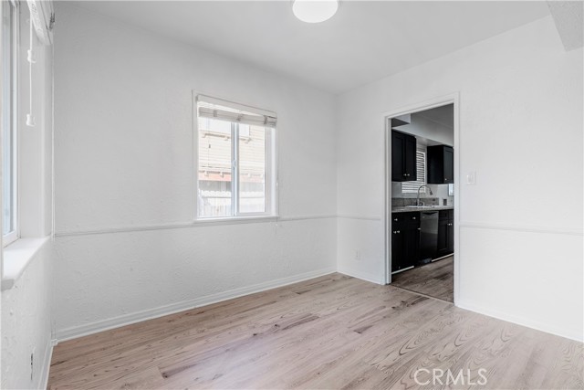 Detail Gallery Image 10 of 33 For 2916 Halldale, Los Angeles,  CA 90018 - 3 Beds | 2 Baths