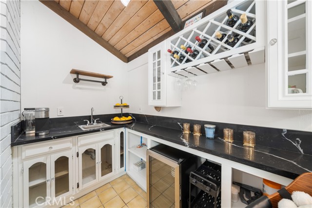 23072 Aspen Knoll Drive, Diamond Bar CA: https://media.crmls.org/medias/ccc87872-9bf9-4a2d-abf6-998e568a8c67.jpg
