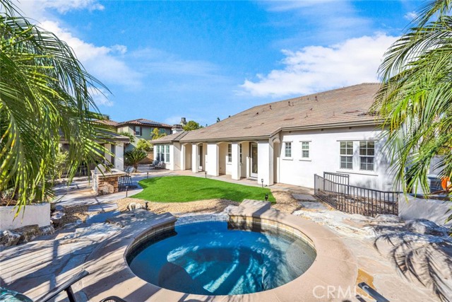 Detail Gallery Image 26 of 33 For 18888 Dry Creek Rd, Yorba Linda,  CA 92886 - 3 Beds | 4 Baths