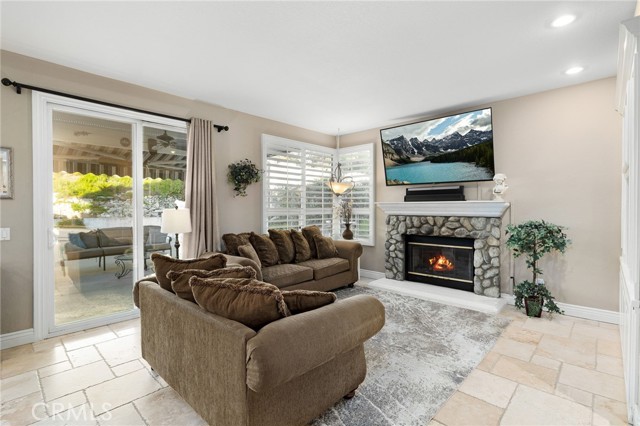 6151 Softwind Place, Rancho Cucamonga CA: https://media.crmls.org/medias/ccc939f1-a0b7-4bd4-8617-67c1e9d54be2.jpg