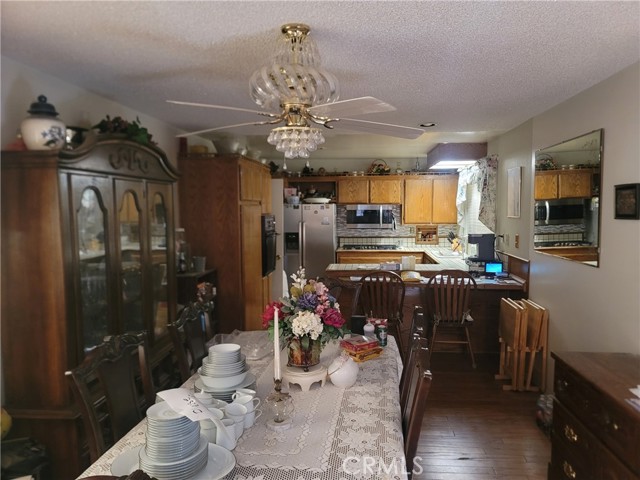 Detail Gallery Image 11 of 43 For 21000 79th, California City,  CA 93505 - 3 Beds | 2 Baths