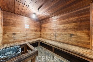 https://media.crmls.org/medias/cccaccc4-cb70-4bf1-8327-590feae6cc8a.jpg?preset=X-Large