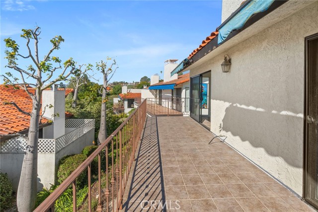 23 Ocean Crest Court, Rancho Palos Verdes, California 90275, 2 Bedrooms Bedrooms, ,1 BathroomBathrooms,Residential,For Sale,Ocean Crest,PV25034936