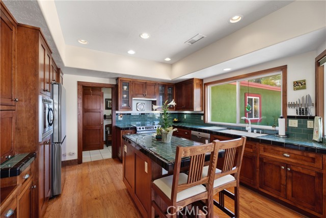 21475 Ridgedale Drive, Lake Mathews CA: https://media.crmls.org/medias/cccbd425-ac0f-4cad-b66b-a137f4ec0d4b.jpg