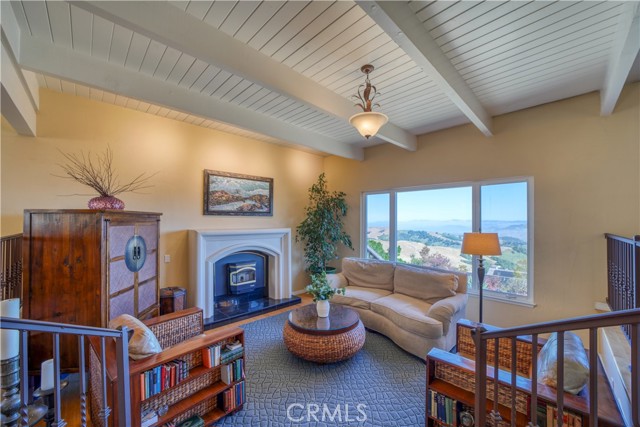 Detail Gallery Image 4 of 62 For 4450 Prefumo Canyon, San Luis Obispo,  CA 93405 - 3 Beds | 4/1 Baths