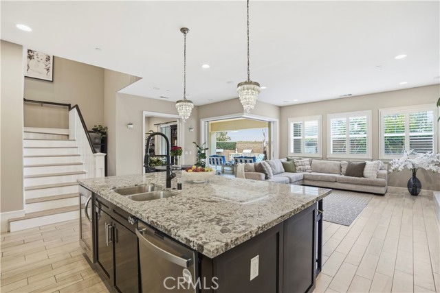 Detail Gallery Image 14 of 55 For 17491 Oakbluffs Lane, Huntington Beach,  CA 92649 - 5 Beds | 5/1 Baths