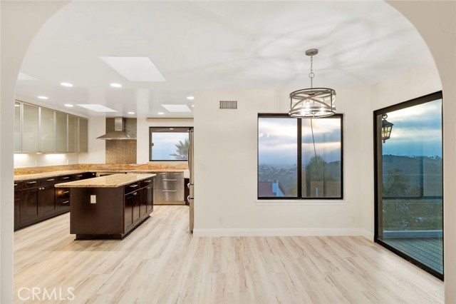 Detail Gallery Image 16 of 50 For 3696 Camino De Las Lomas, Vista,  CA 92084 - 3 Beds | 2/1 Baths