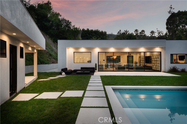 9924 Liebe Drive, Beverly Hills CA: https://media.crmls.org/medias/ccccab0c-4e77-4e92-a987-09a471e8d2bd.jpg