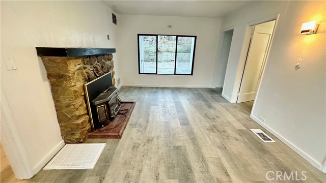 Detail Gallery Image 12 of 39 For 3724 Encino Trl, Frazier Park,  CA 93225 - 4 Beds | 2/1 Baths