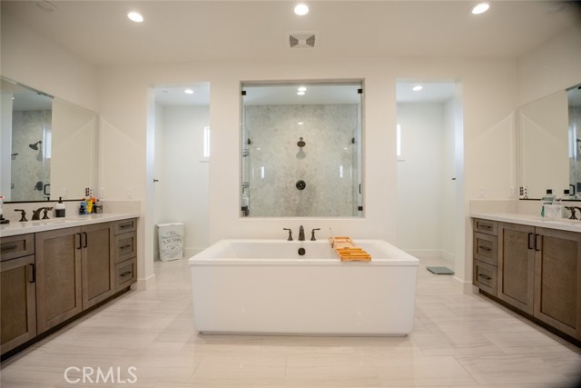 Detail Gallery Image 37 of 67 For 20558 W Bluebird Ct, Porter Ranch,  CA 91326 - 5 Beds | 6 Baths