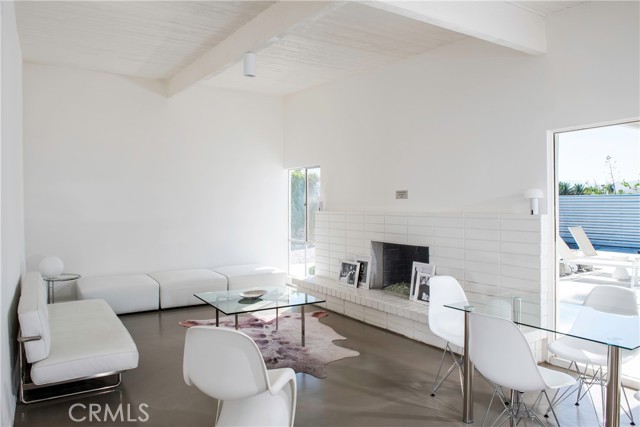 971 E Alexander Way, Palm Springs, CA 92262