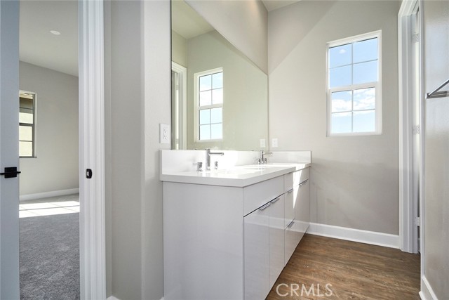 Detail Gallery Image 22 of 34 For 19372 Earth Summit, Apple Valley,  CA 92308 - 6 Beds | 4/1 Baths