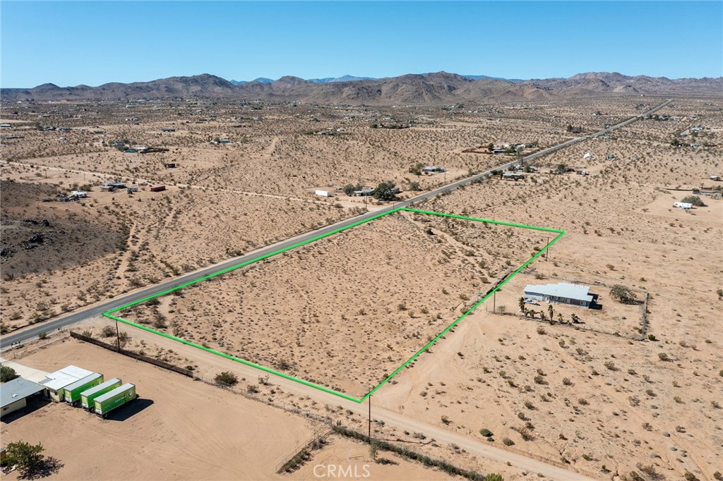 56500 Linn Road, Landers, CA 92285