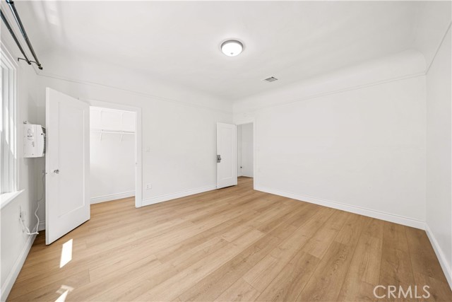 104 East Adams photo 34