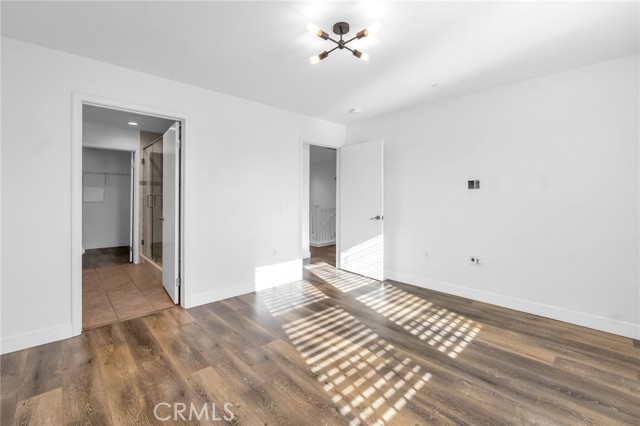 16710 Nicklaus Drive, Sylmar CA: https://media.crmls.org/medias/ccce763c-b140-43a9-8803-1f1e66bea117.jpg