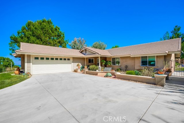 2035 Adobe Ave, Corona, CA 92882