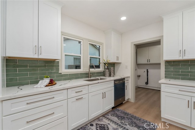 Detail Gallery Image 10 of 28 For 3335 N Mayfield, San Bernardino,  CA 92405 - 3 Beds | 2 Baths