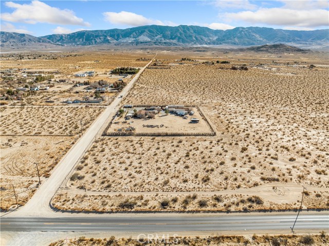 0 Old Woman Springs Road, Lucerne Valley CA: https://media.crmls.org/medias/cccf6af6-d37c-43f8-84da-7e3a161f058a.jpg