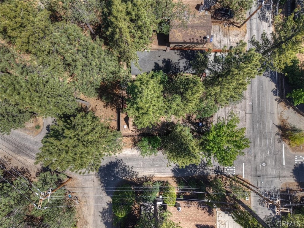 https://media.crmls.org/medias/cccf7c04-1b90-48fc-9a88-720a53e076a5.jpg?preset=X-Large