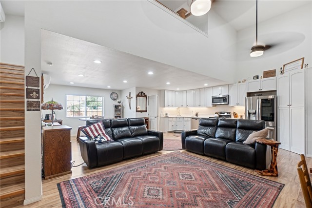 Detail Gallery Image 58 of 73 For 14260 Chinook Rd, Apple Valley,  CA 92307 - 5 Beds | 5/3 Baths