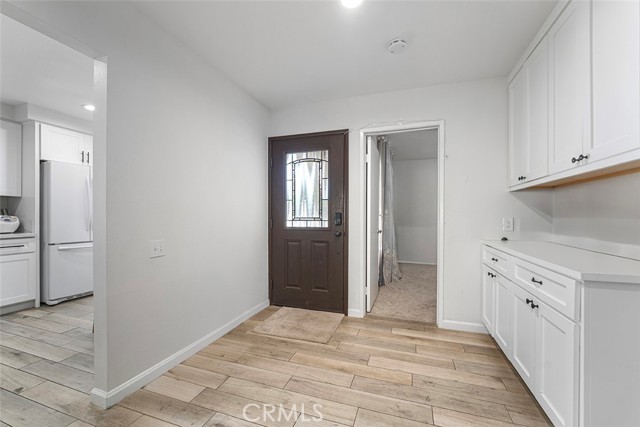 Image 19 of 25 For 3862 Ravenswood Drive
