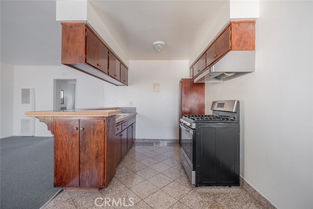 Detail Gallery Image 12 of 20 For 1601 College View Dr #9,  Monterey Park,  CA 91754 - 1 Beds | 1 Baths