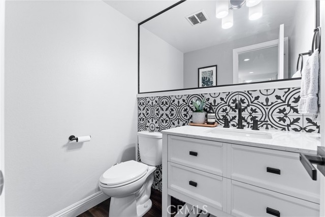 Detail Gallery Image 22 of 59 For 1421 Woodcrest Ave, Brea,  CA 92821 - 4 Beds | 2/1 Baths