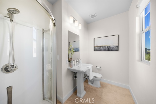 Detail Gallery Image 48 of 70 For 126 Interval, Irvine,  CA 92618 - 5 Beds | 4 Baths