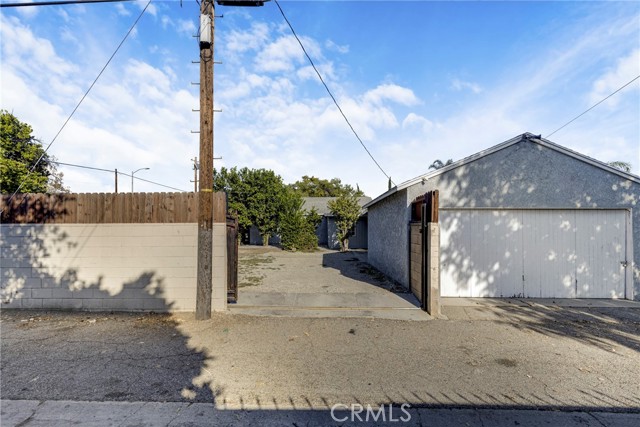 7955 White Oak photo 18