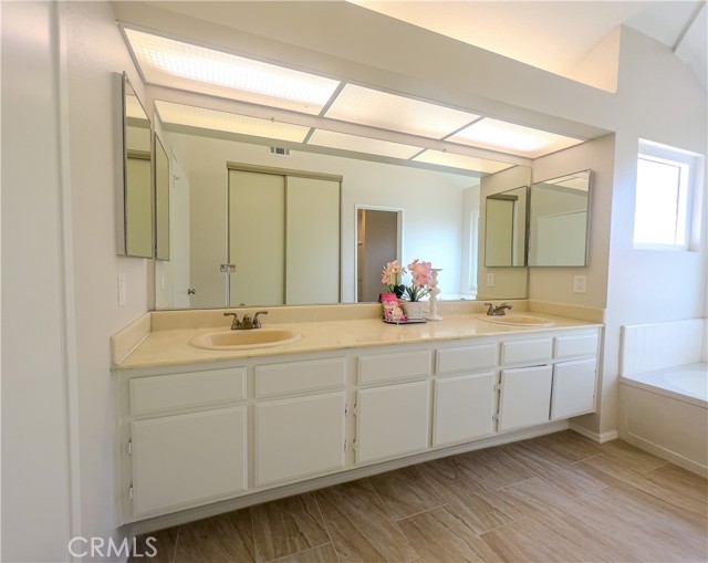 Detail Gallery Image 17 of 26 For 443 Sunrise, Palmdale,  CA 93551 - 4 Beds | 2/1 Baths