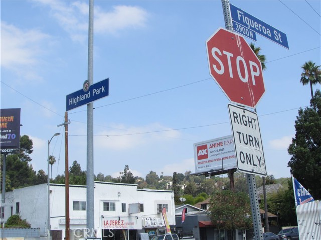 Image 15 of 50 For 3900 Figueroa