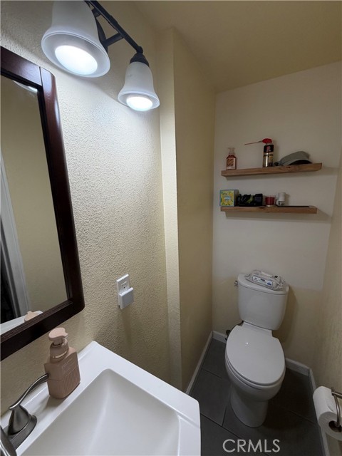 Image 6 of 22 For 10403 Stratton Court