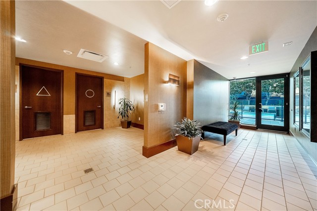 Pictures of a Condo for sale in , San Diego MLS 304437739 San Diego Condo for sale