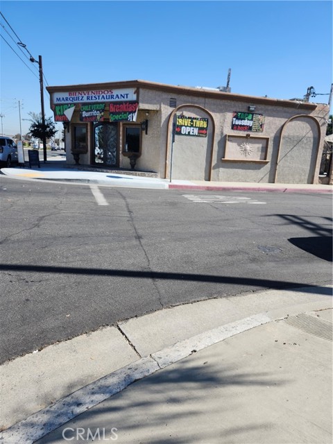 Image 11 of 13 For 13226 Rosecrans Avenue