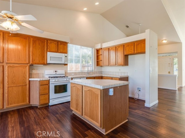 Detail Gallery Image 14 of 45 For 3888 Les Maisons Dr, Santa Maria,  CA 93455 - 3 Beds | 2 Baths