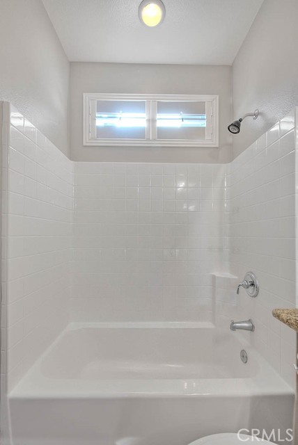 Detail Gallery Image 13 of 75 For 27368 Pumpkin St, Murrieta,  CA 92562 - 5 Beds | 3 Baths