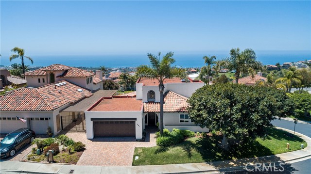 Detail Gallery Image 1 of 65 For 561 Avenida Buenos Aires, San Clemente,  CA 92672 - 3 Beds | 3/1 Baths