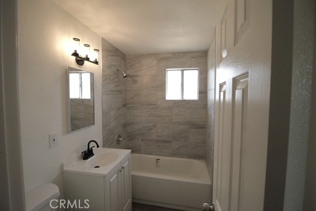 Detail Gallery Image 4 of 19 For 1040 Mojave Dr, Barstow,  CA 92311 - 3 Beds | 1 Baths