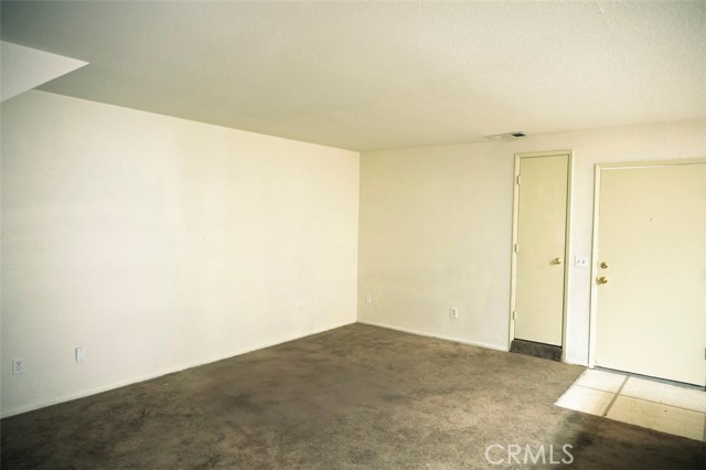 Detail Gallery Image 2 of 11 For 15744 Bear Valley Rd, Victorville,  CA 92395 - 2 Beds | 2/1 Baths