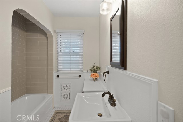 Detail Gallery Image 28 of 54 For 13707 Philadelphia, Whittier,  CA 90601 - 2 Beds | 2 Baths