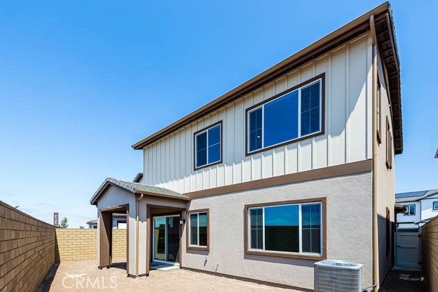 240 Lily Loop, Irvine CA: https://media.crmls.org/medias/ccd7f399-7baa-448c-ae67-0f2bda9d1d14.jpg