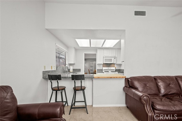 Detail Gallery Image 11 of 52 For 64616 Spyglass Ave, Desert Hot Springs,  CA 92240 - 3 Beds | 2 Baths