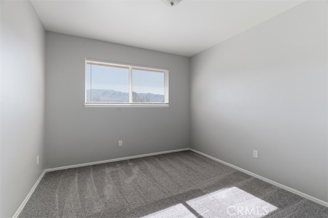 Detail Gallery Image 24 of 36 For 29166 Flowerpark Dr, Canyon Country,  CA 91387 - 3 Beds | 2/1 Baths