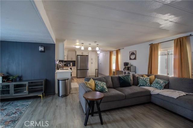 Detail Gallery Image 5 of 25 For 10701 Cedar #13,  Bloomington,  CA 92316 - 3 Beds | 2 Baths