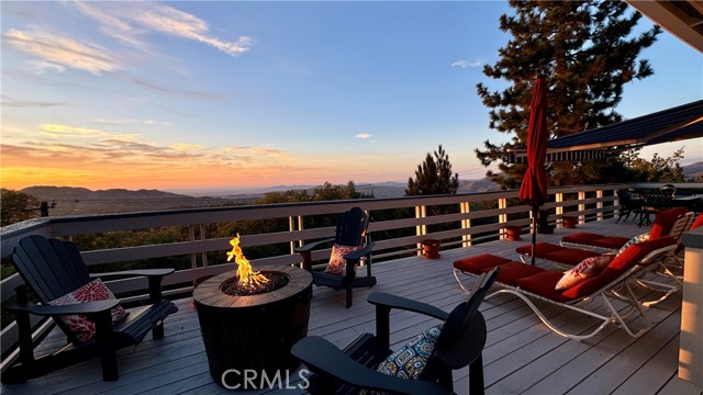 Detail Gallery Image 3 of 32 For 28935 Banff, Lake Arrowhead,  CA 92352 - 3 Beds | 1/1 Baths