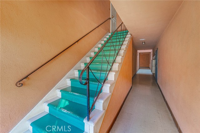 Detail Gallery Image 3 of 38 For 325 Cedar, Long Beach,  CA 90802 - 2 Beds | 1 Baths