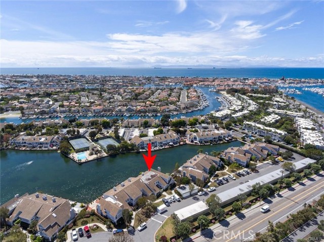 3512 Bravata Drive, Huntington Beach CA: https://media.crmls.org/medias/ccdaf7d8-7844-47f7-8535-f2e3d6b9b2bc.jpg